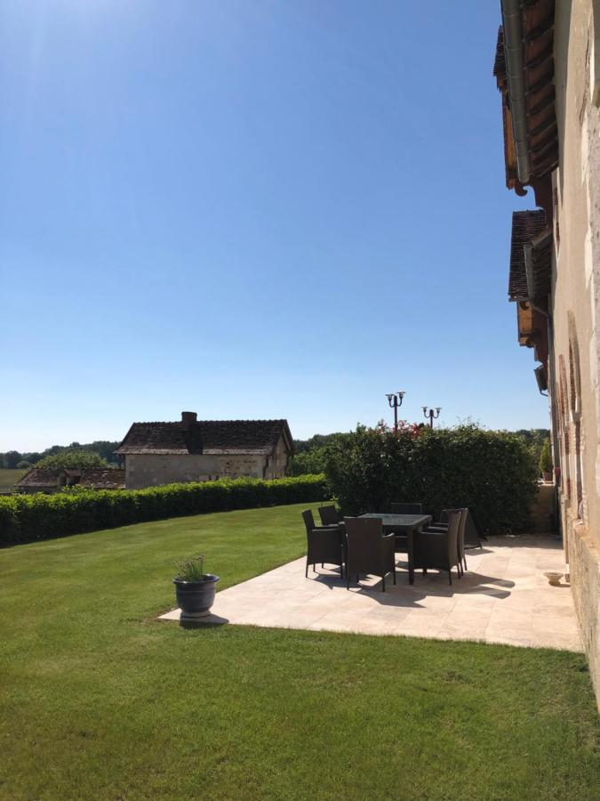 Domaine De La Maison Neuve Saint-Jean-Saint-Germain Exteriör bild